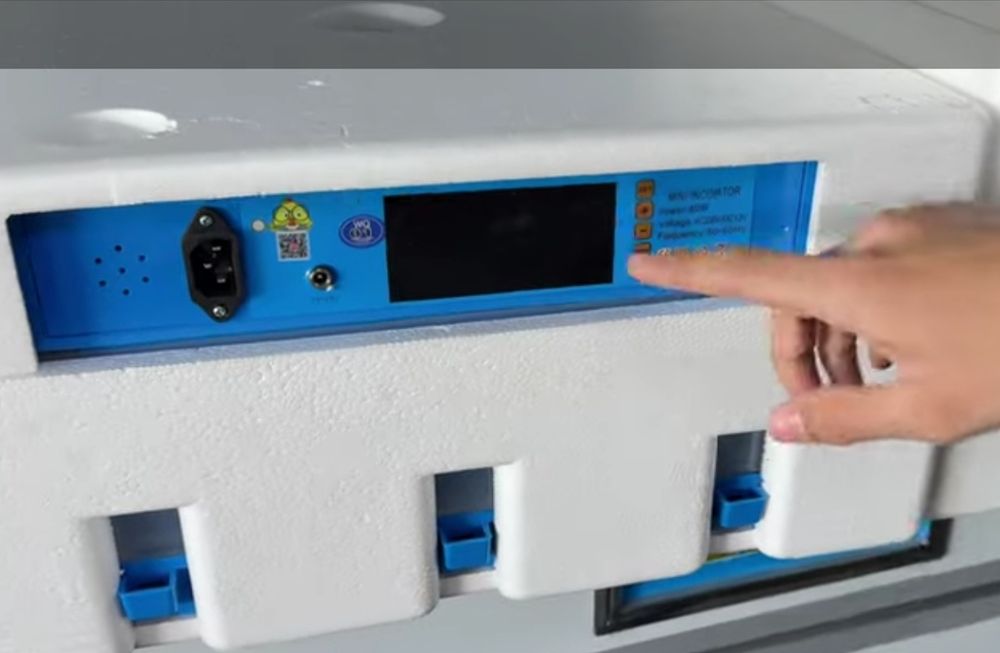 Инкубатор автомат акумилаторда хам ишлиди