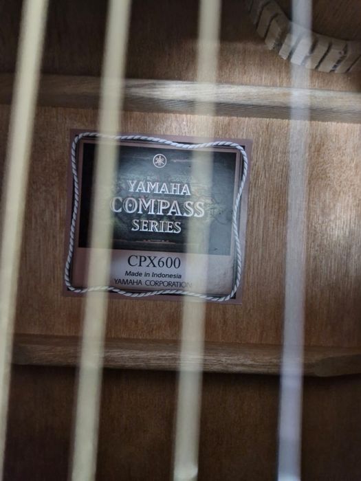 Гитара YAMAHA оригинал