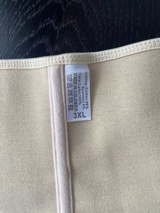 Продам корсет Новый