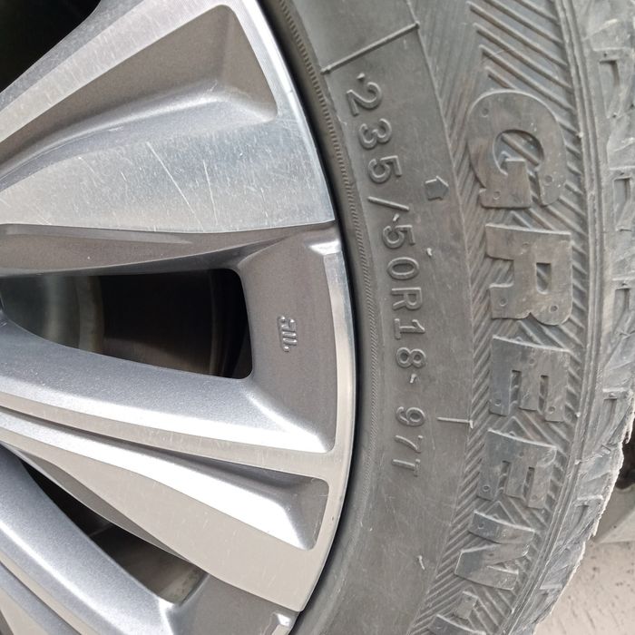 Продам бу шины две пары