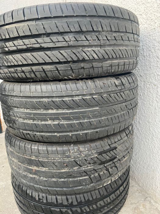 Автошины 19размер в отличном состоянии