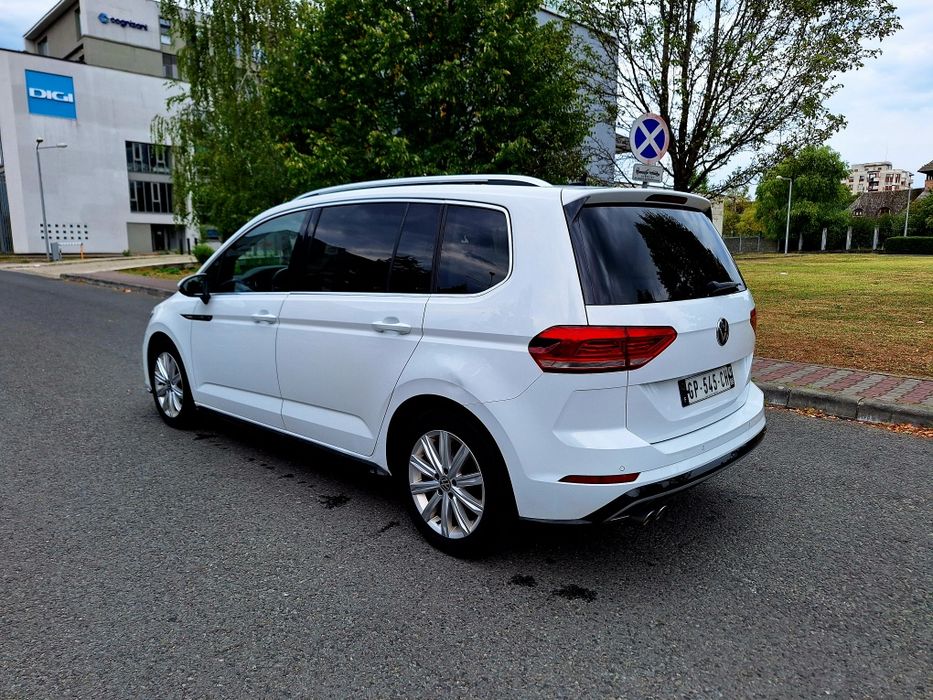 VOLKSWAGEN Touran 2021 — imagine 5