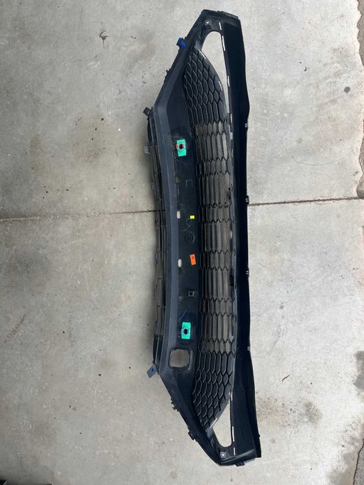 Предна решетка Toyota C-HR Hybrid 2020/2023год.