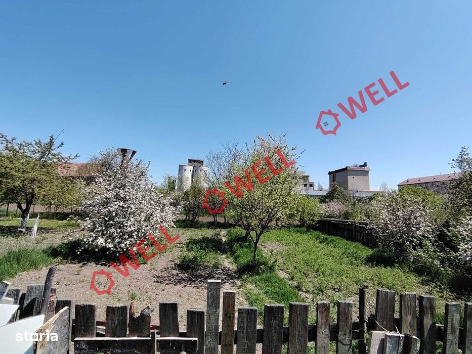 Casă de vânzare în Ozun, pe strada Gării!