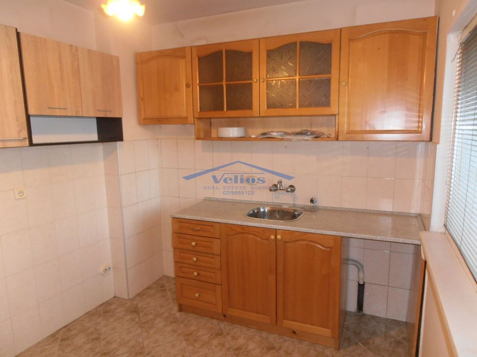 Дава под наем 3-стаен /ОФИС/ в София,кв.Лозенец