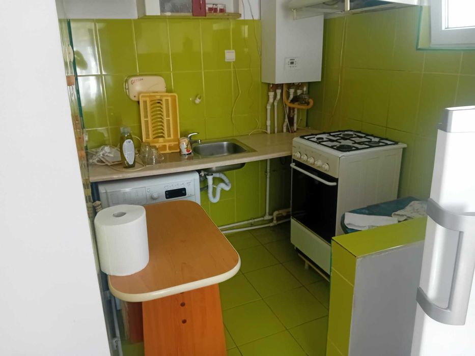Ap 2 Cam Darmanesti 40mp etaj 1 la cheie renovat centrala termopan