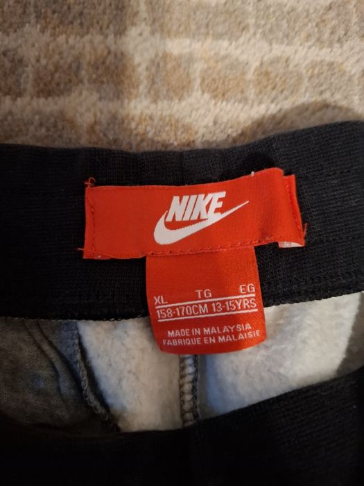 Pantaloni Nike XS