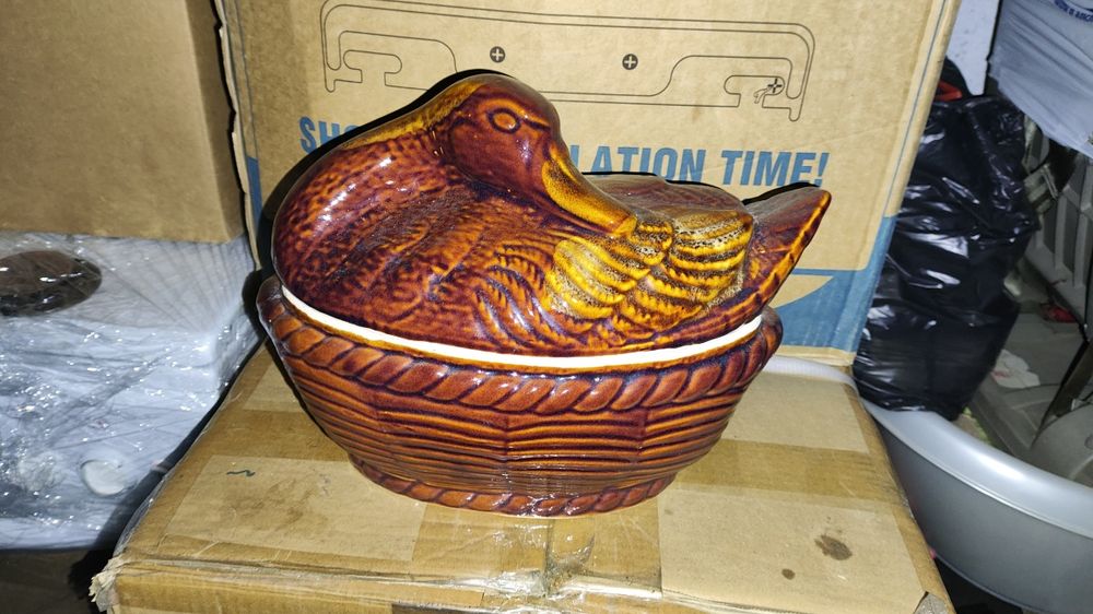 Продам утятницу керамическую