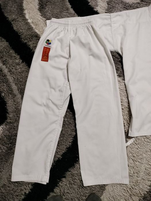 Vând Kimono Karate-Hayashi VKF