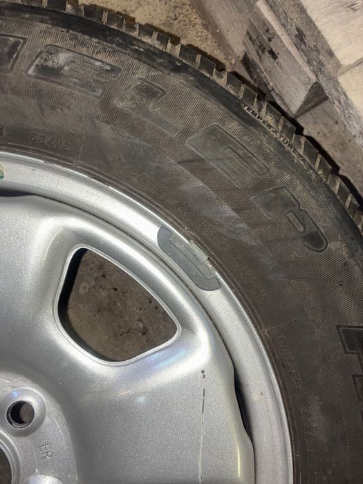 Резервна гума с джанта 15”