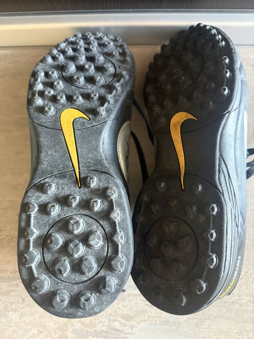 NIKE   TOTAL   90