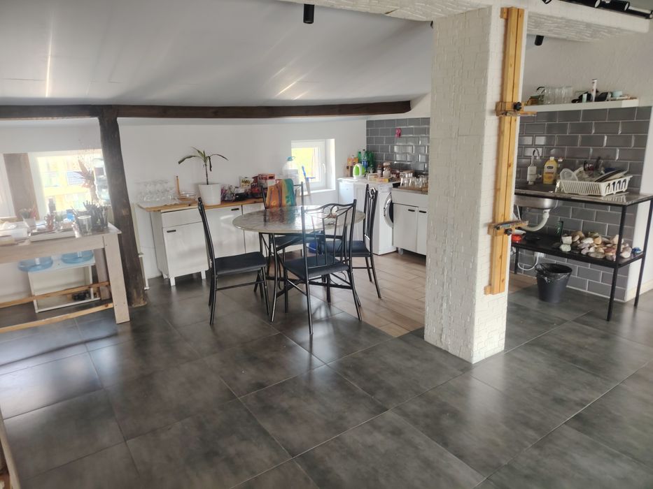 Продава се Четиристаен апартамент в Варна, Център - 100 кв.м за 1800 €/кв.м - Снимка #1