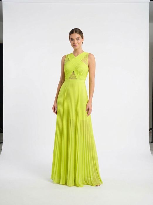 Нарядное платье BCBG