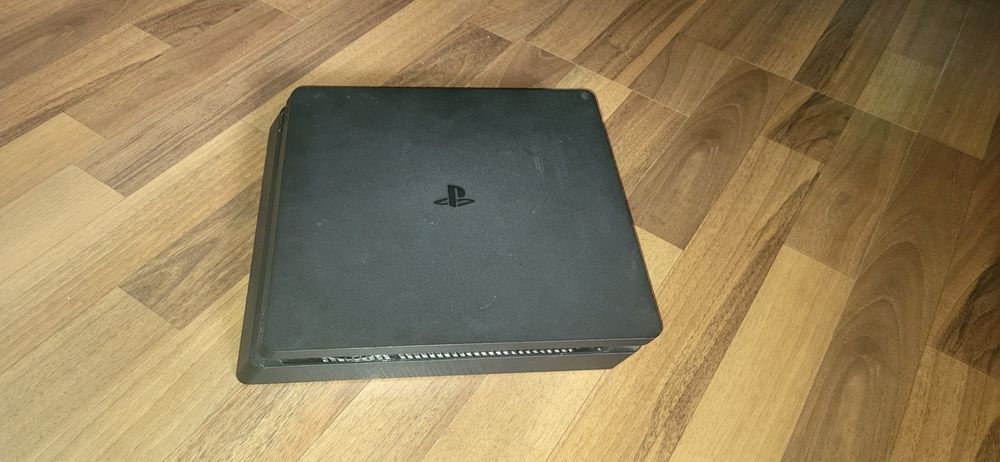 Ps4 slim + jocuri