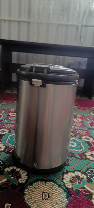 Срочно продаю термопот Maxwell б/у