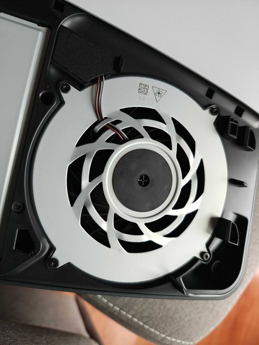 Playstation PS5 Slim Digital 825GB Garanție Decembrie 2027