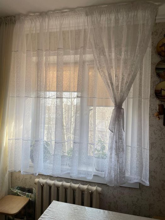 Продам шторы на кухню