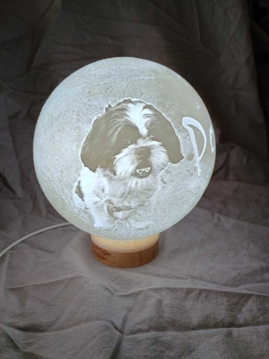 3D Нощна Лампа „Луна“ със Ваша Снимка – Персонализиран Подарък