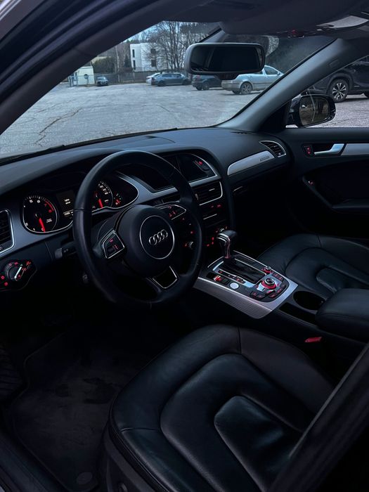 AUDI A4 2.0 TFSI 8ZF Quattro
