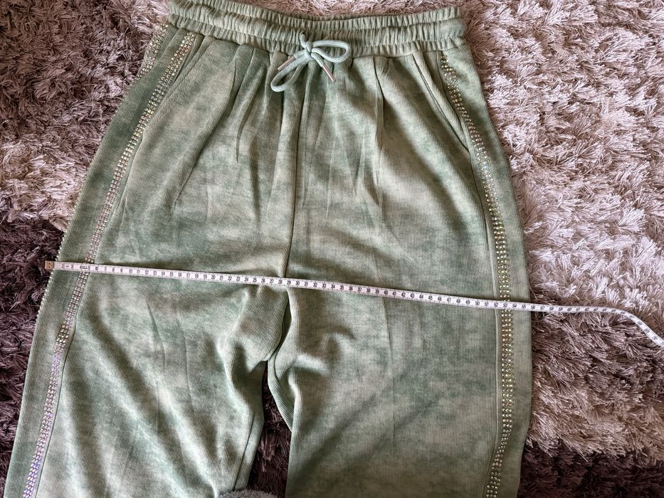 Compleu cu pietricele