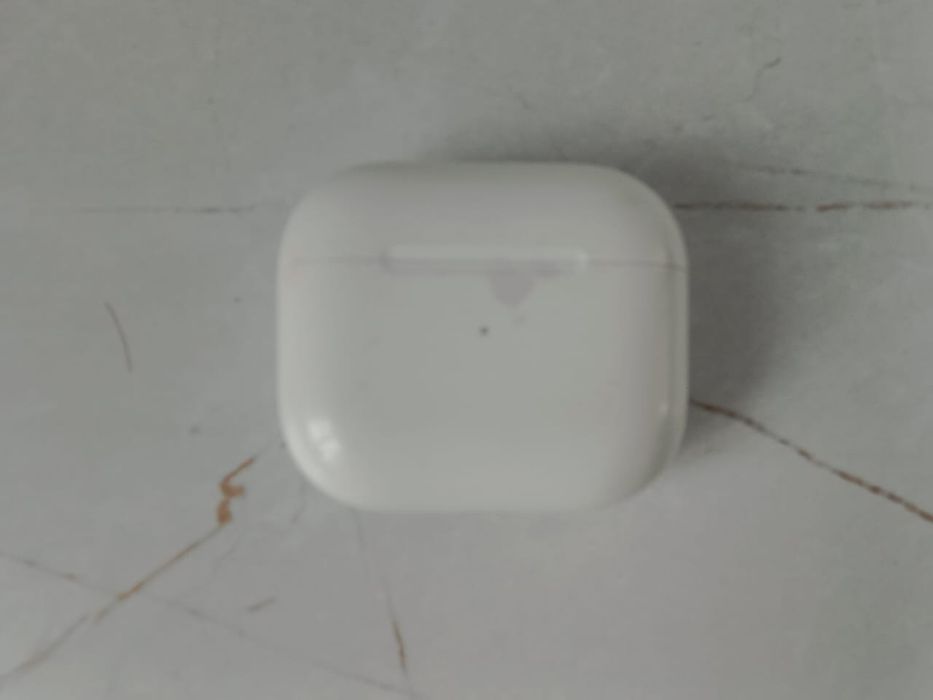 AirPods premium, lux