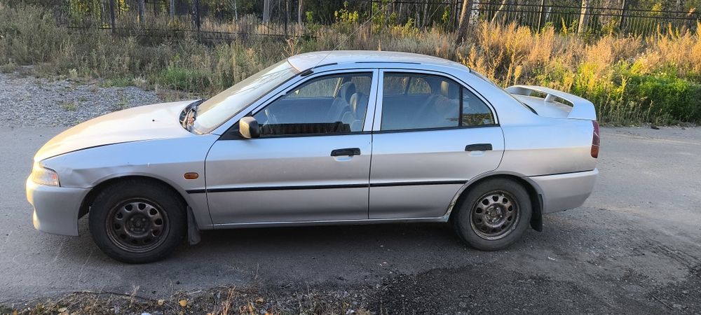 Mitsubishi lancer