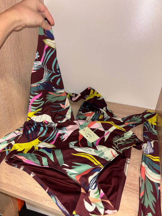 Costum de baie prada tropical întreg
