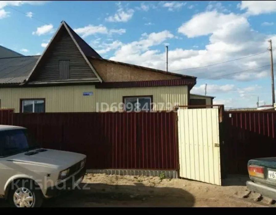 Продам дом полублагоустроенный