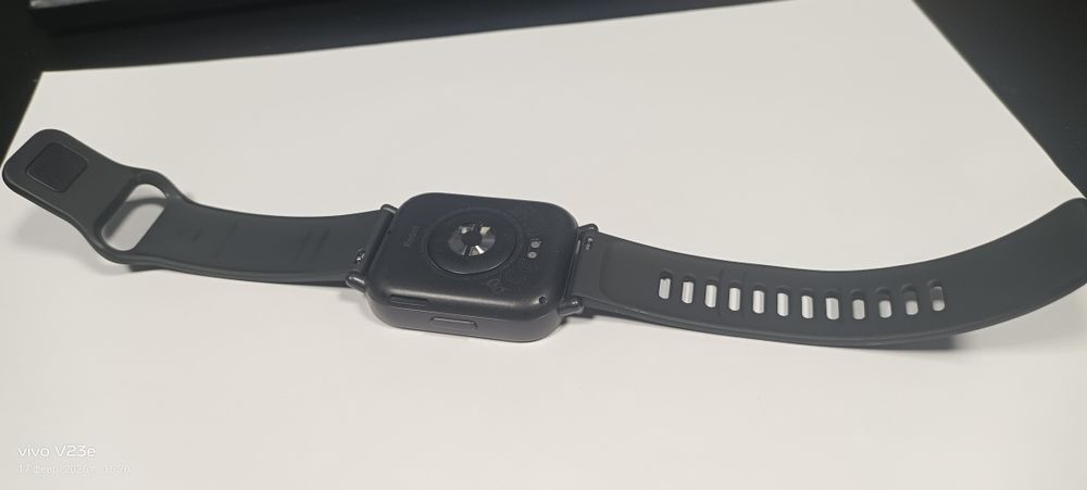 Продам смарт часы "XIAOMI REDMI 5 ACTIVE"