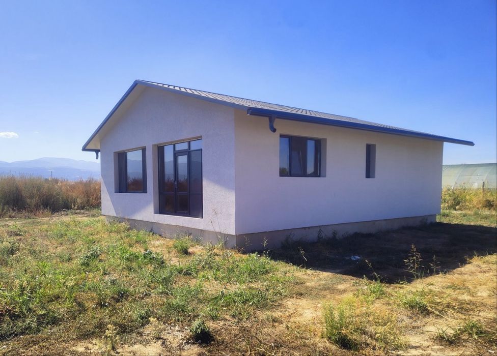 Къща с двор от СОБСТВЕНИК