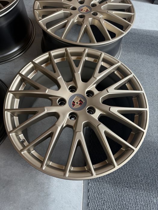 Jante Porsche Panamera 976 pe 21