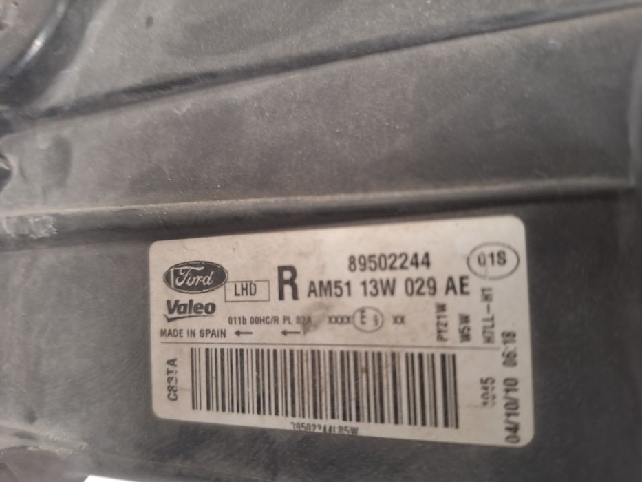 Десен фар Ford C max / Форд Ц макс 2012г.
