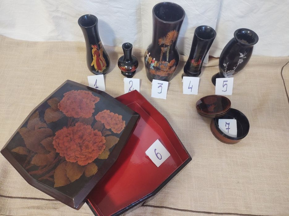 Coletie lemn de piper lacuit vopsit manual vaza si casete VIETNAM