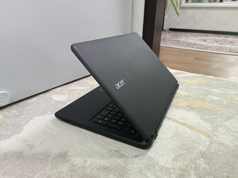 Ноутбук ACER Windows 10.