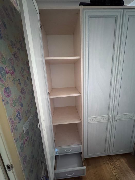 Шкаф 3 х дверный