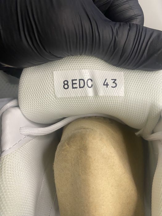 Dior B22 “ White “