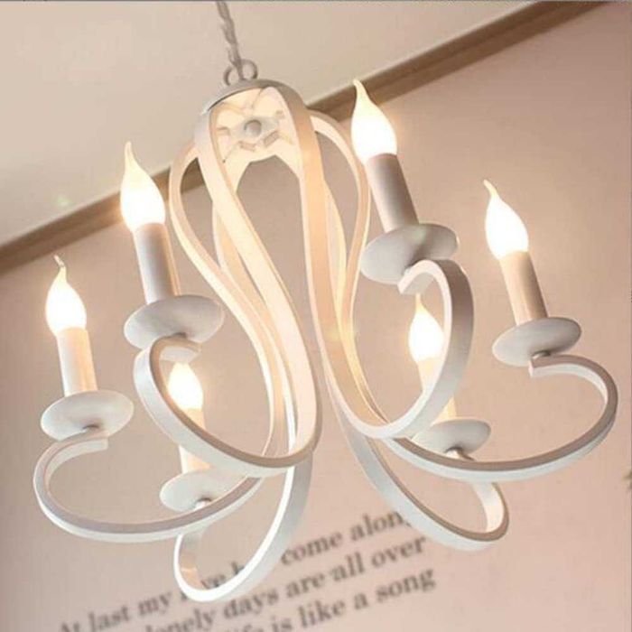 Античен полилеи, висяща със свещ, винтидж, желязна, френски селски