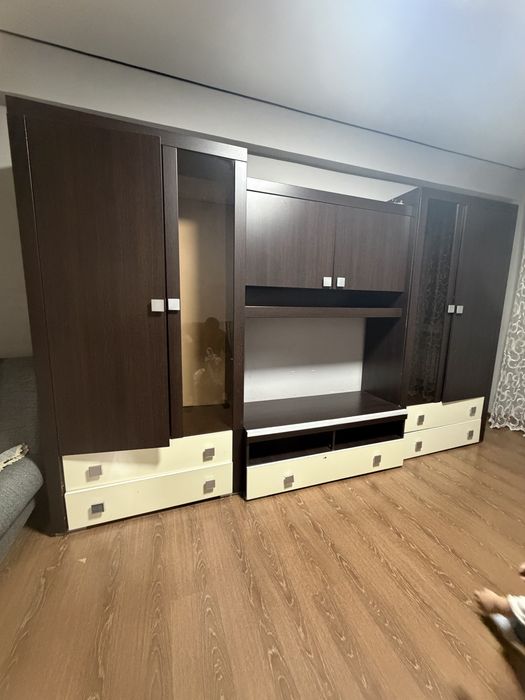 Продам шкаф горку
