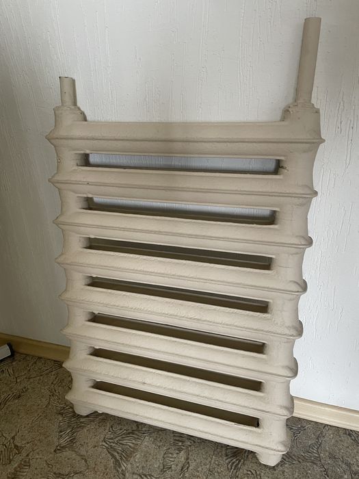 Батареи чугунные б/у