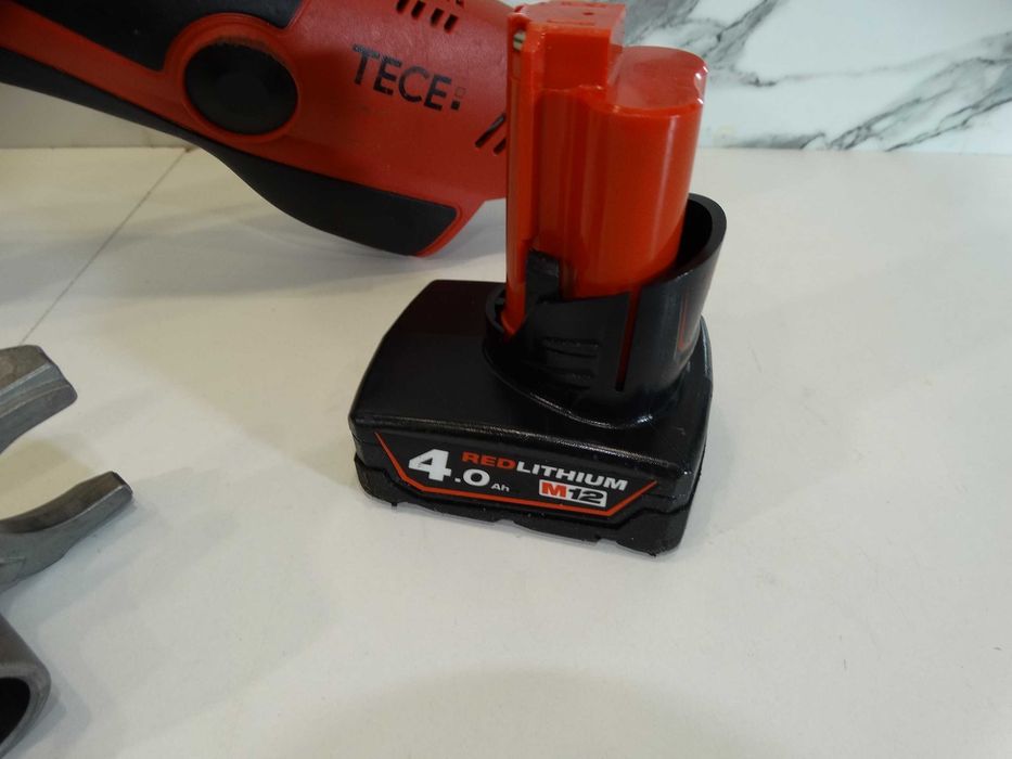 Novopress AAP 102 - Аксиална преса за тръби / фитинги