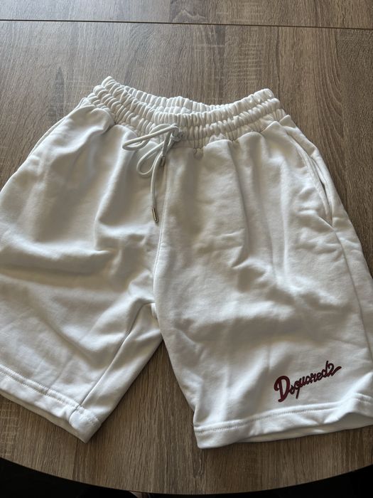 Комплект на Dsquared2 S-размер