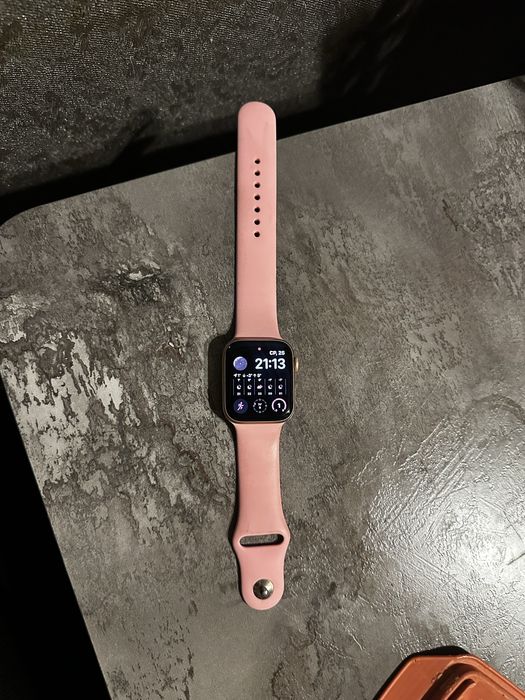Apple Watch SE 44мм