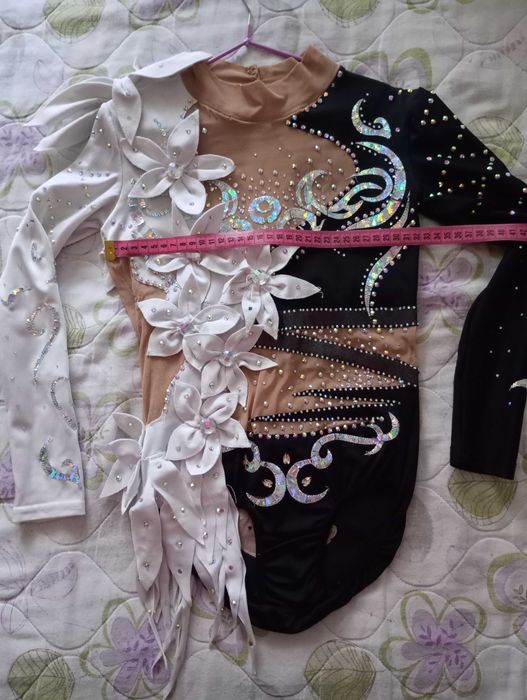 Трика за художествена гимнастика