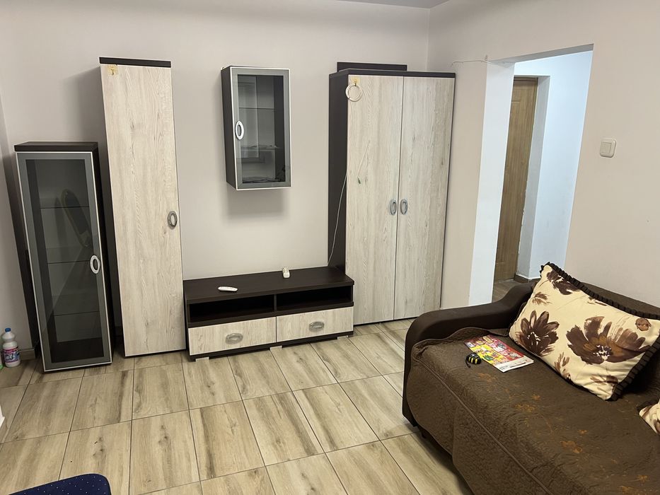 Inchiriez apartament 2 camere