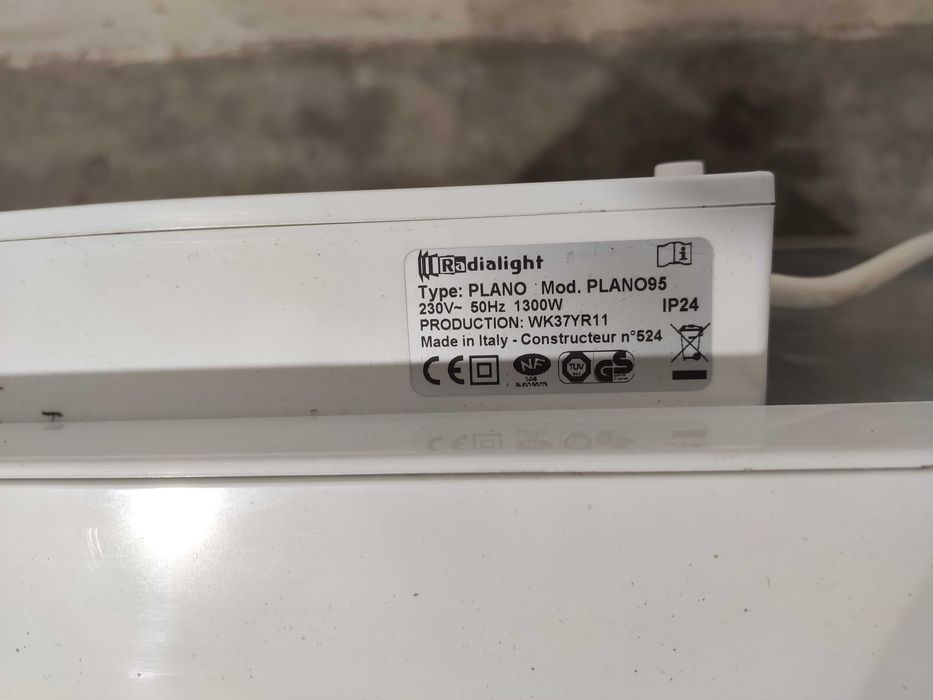 Doua panouri radiante RADIALIGHT PLANO 95