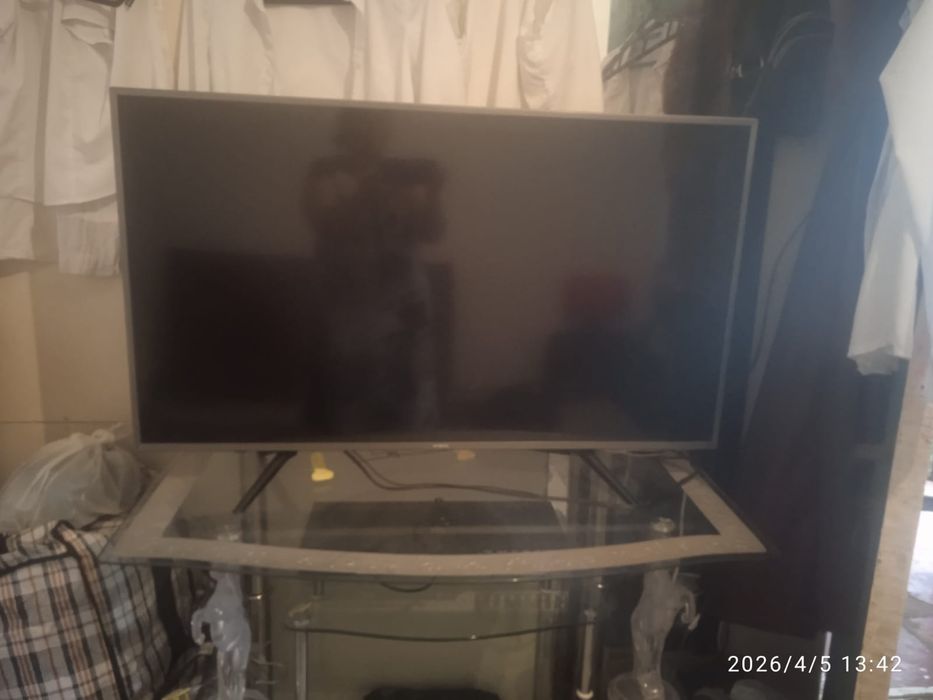 Телевизор Yasin 40"