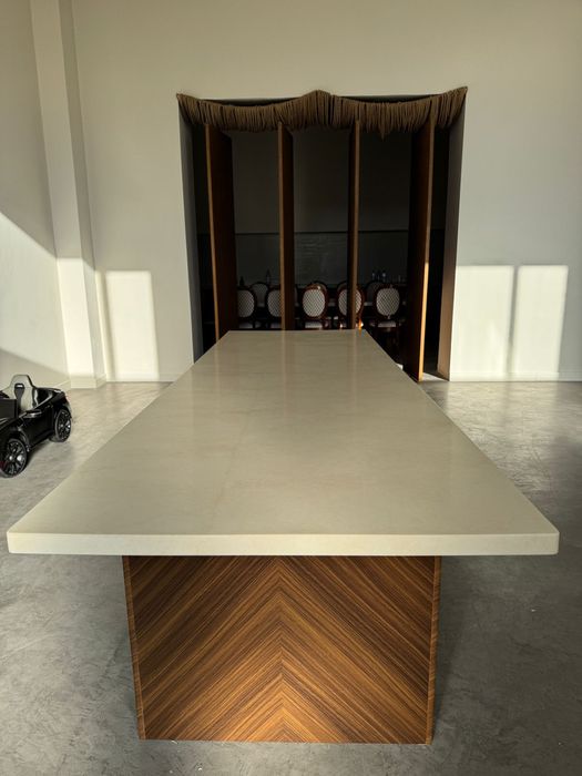 Продам мраморные столы