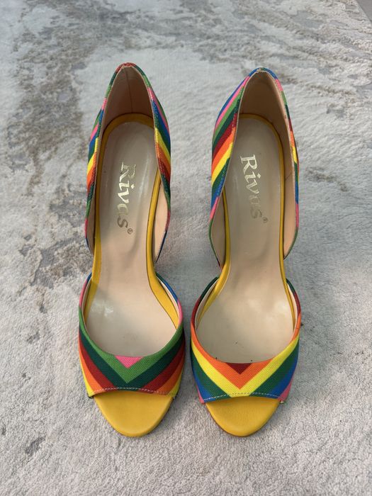 Обувки на ток