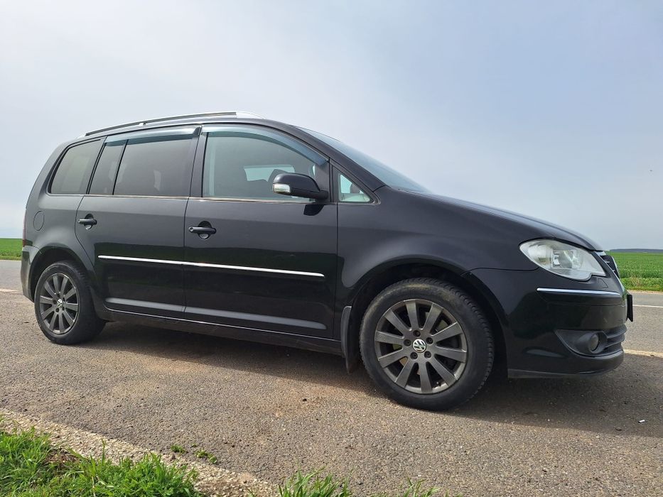 Vând VW Touran 7 locuri