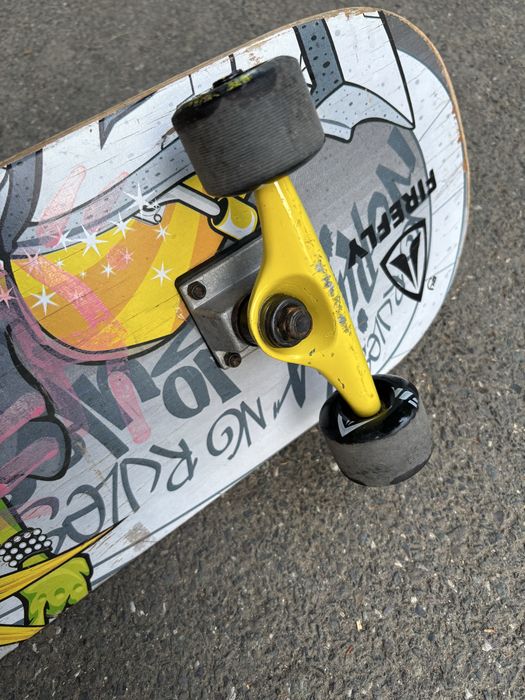 Skateboard Firefly